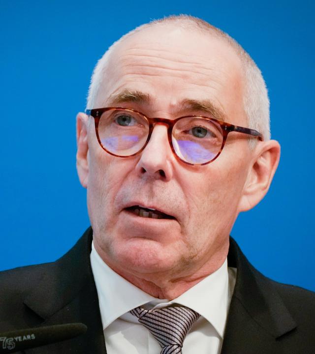 Peter Adrian, Präsident der DIHK, beim Festakt nach der Gründungsvollversammlung der DIHK im Haus der Deutschen Wirtschaft in Berlin.