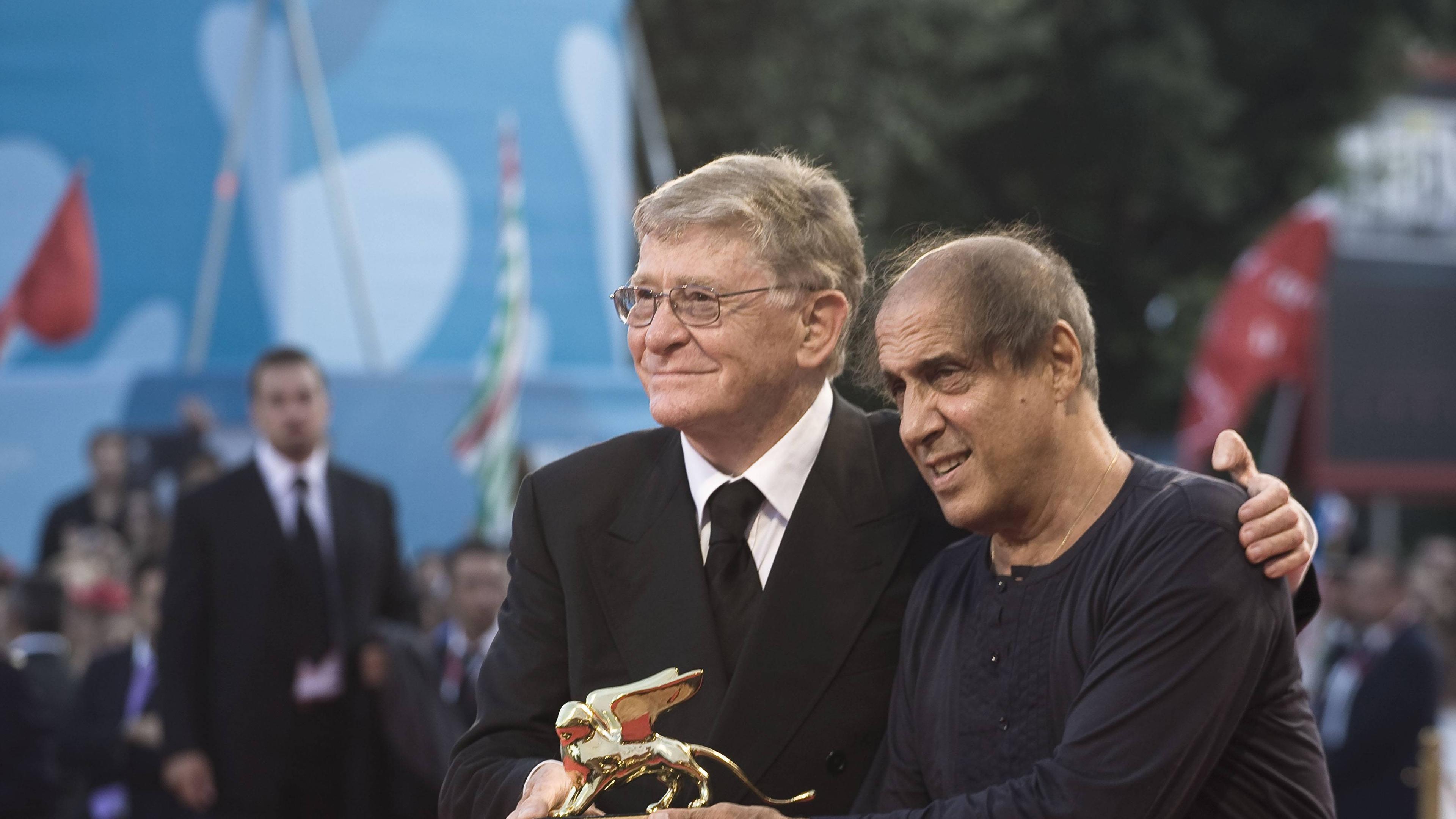 Italienischer Sänger und Schauspieler Adriano Celentano bei der Verleihung des Goldenen Löwen für das Lebenswerk, aufgenommen am 05.09.2008 bei der 65. Internationale Filmfestspiele von Venedig