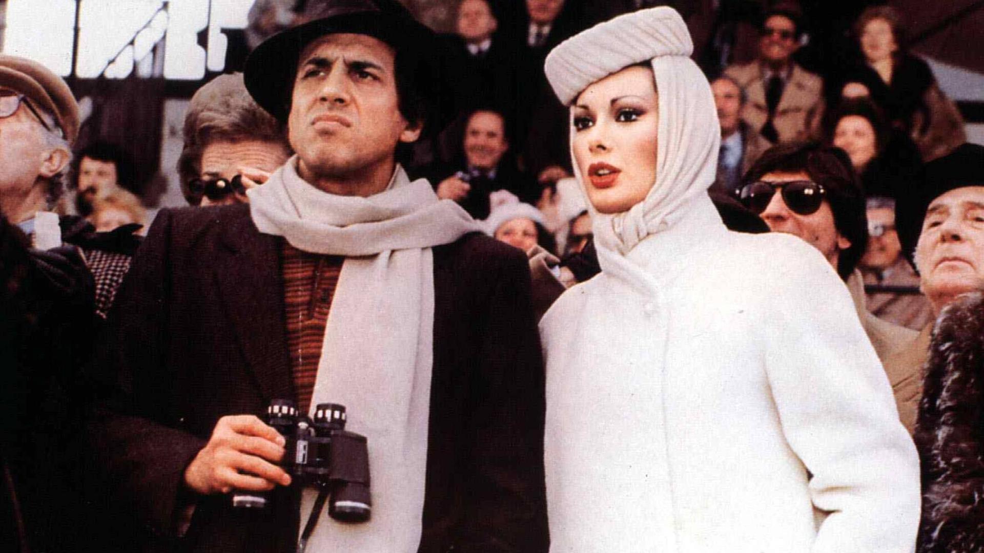 Italienischer Sänger und Schauspieler Adriano Celentano als der Spieler Asso im Film Edwige Fenech, aufgenommen am 01.01.1900