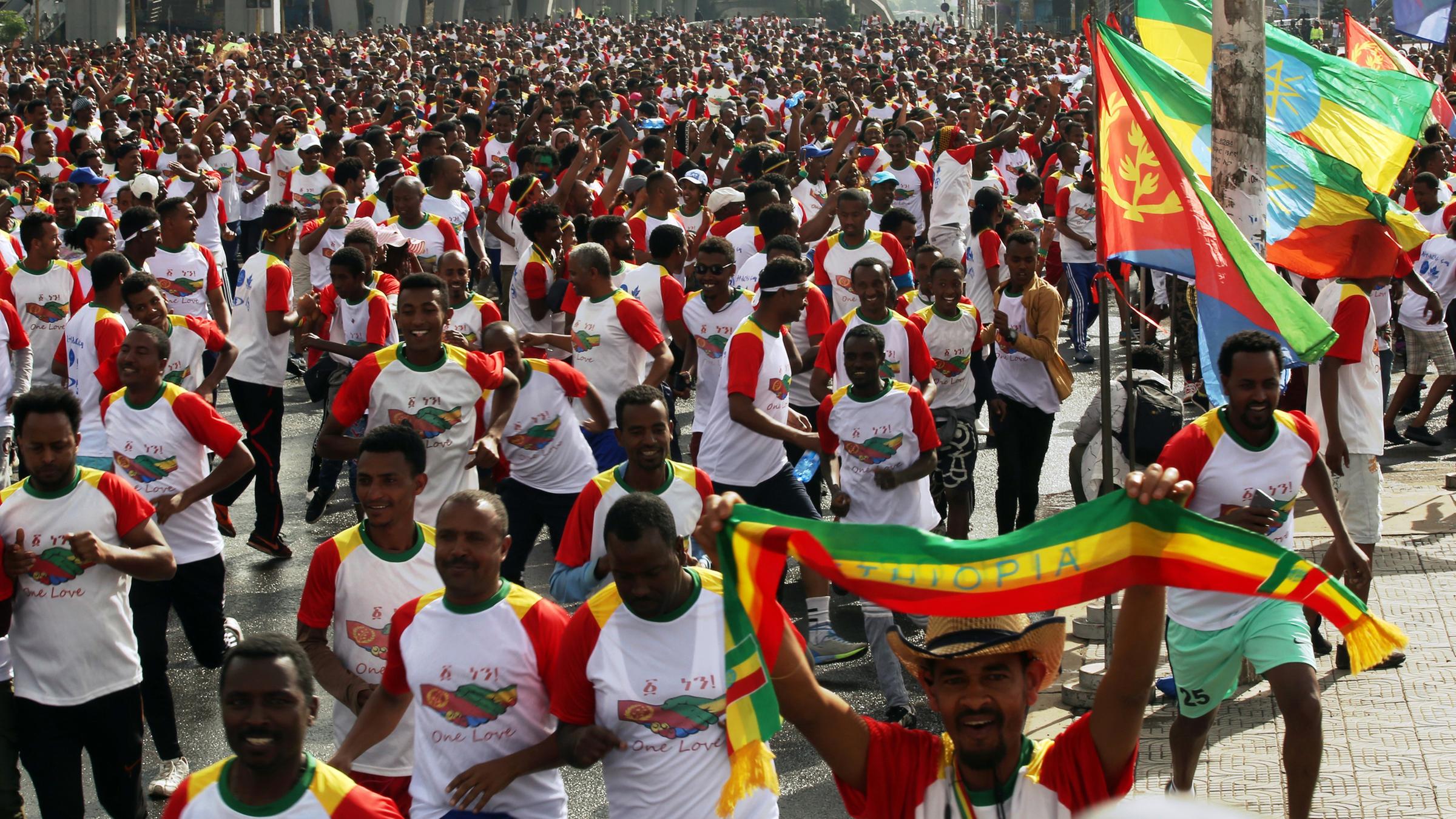 Archiv: Teilnehmer des Eritrea-Äthiopien-Friedenslaufs am 11.11.2018