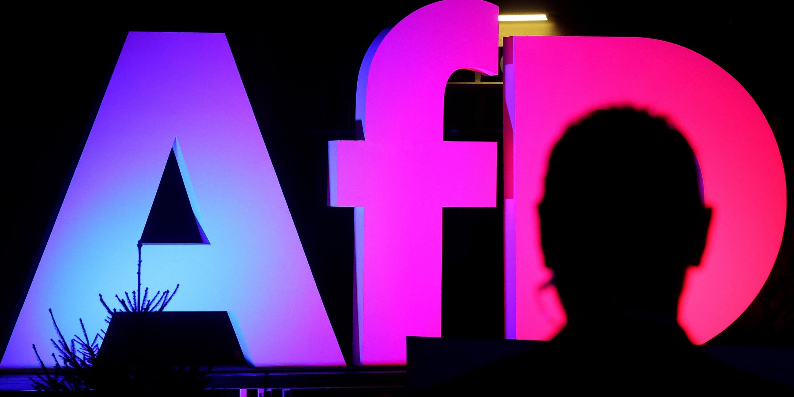 Illuminiertes Logo der AfD
