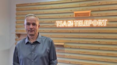 Marco Langhof in seiner Firma Teleport GmbH in Barleben.