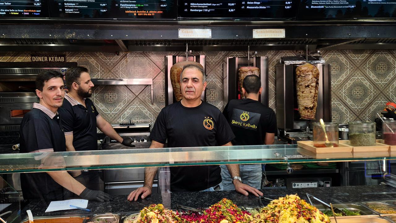 Omar Chrif in seinem Laden "Stern Kebab".