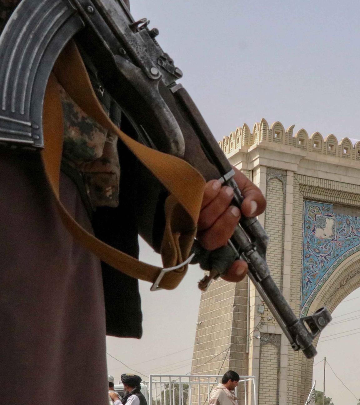 Ein Taliban-Kämpfer am 17.08.2021 in Afghanistan.