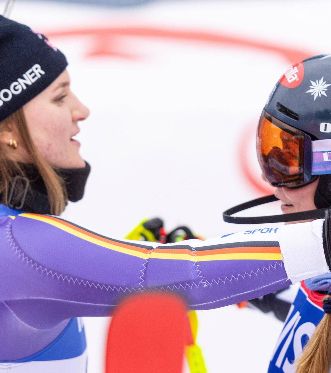 Emma Aicher (l.) und Mikaela Shiffrin