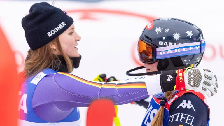 Emma Aicher (l.) und Mikaela Shiffrin
