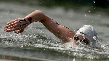 Freiwasserschwimmen - Symbolfoto