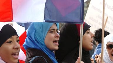 demonstration in frankreich gegen kopftuchverbot