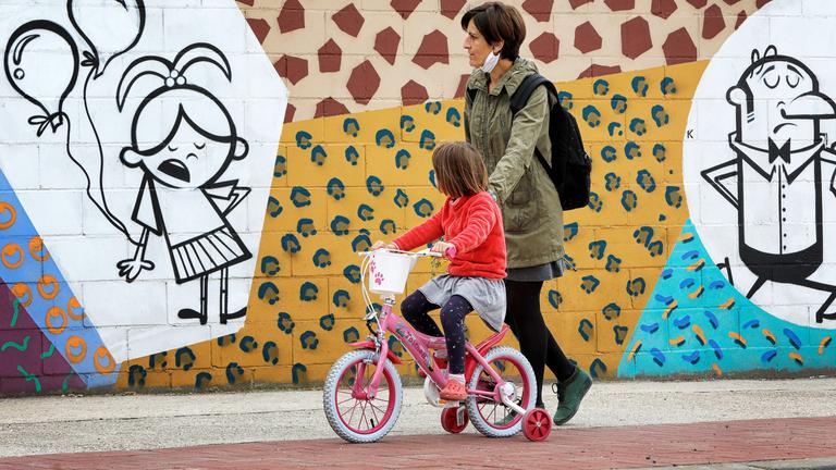 menschen zu zeiten von corona