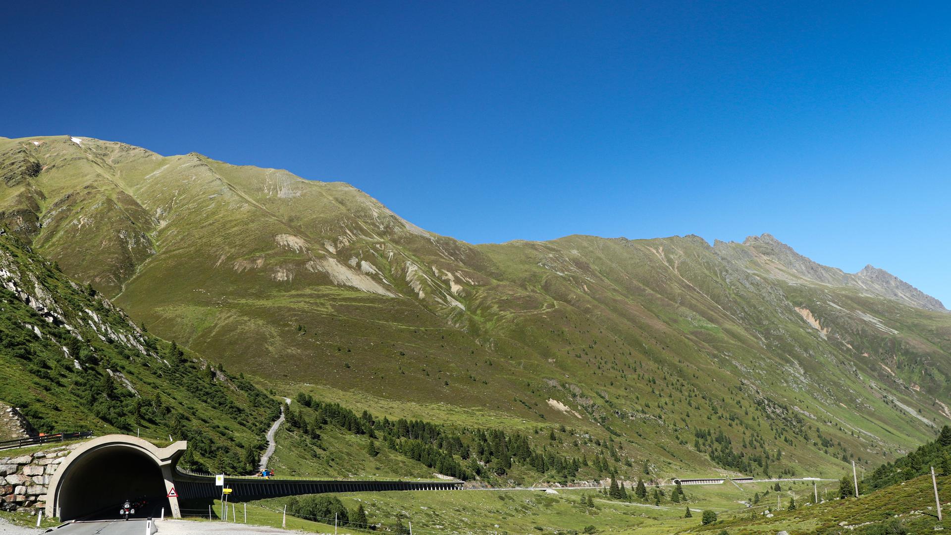 Tunnel durch die Alpen