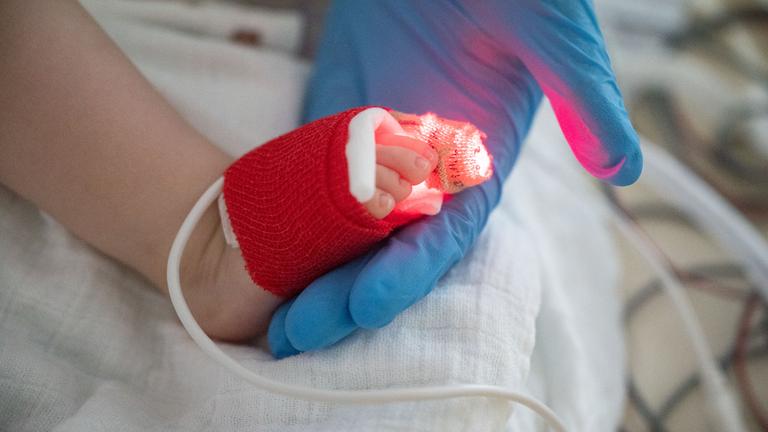 RS-Virus bei Kleinkind - Symbolbild