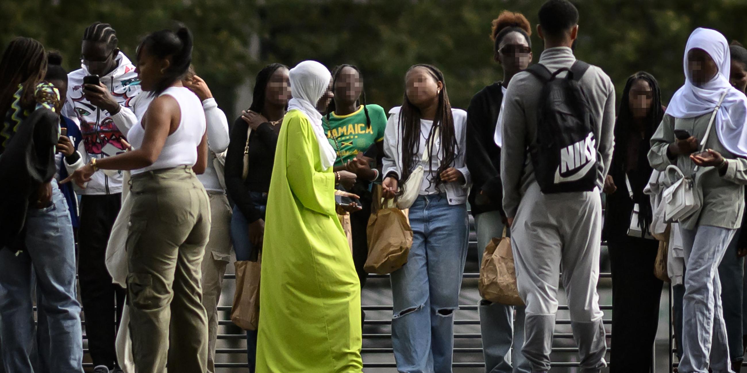 FRANCE-POLITICS-RELIGION-EDUCATION