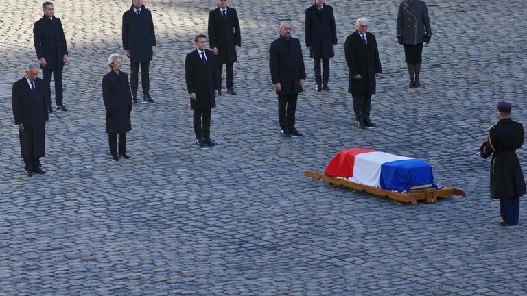 FRANCE-EU-POLITICS-GOVERNMENT-CEREMONY