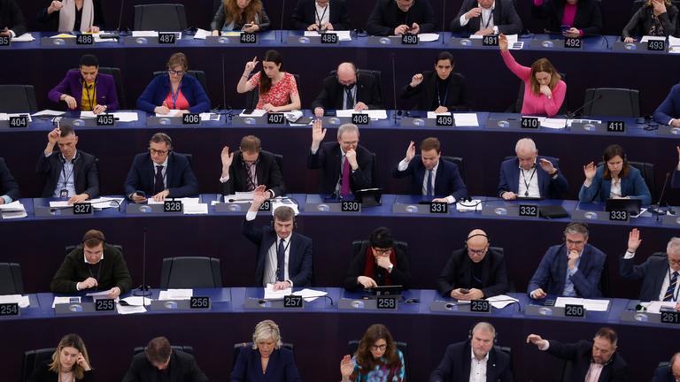 EU-Parlament gibt grünes Licht für KI-Gesetz