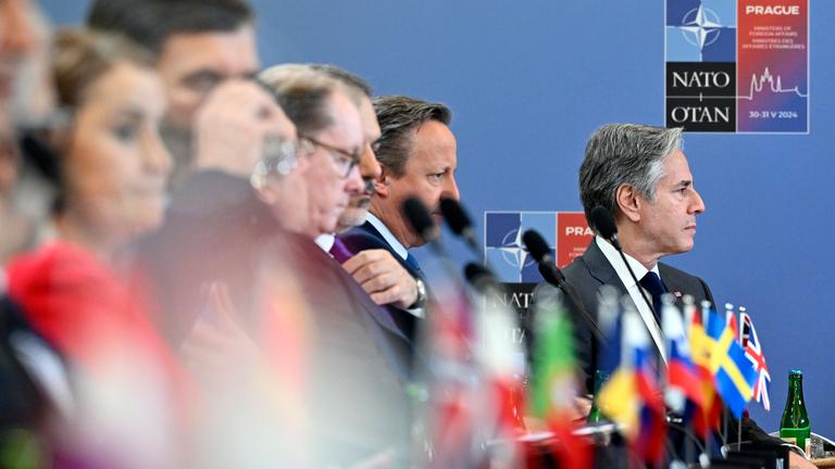 Nato-Außenministertreffen in Prag