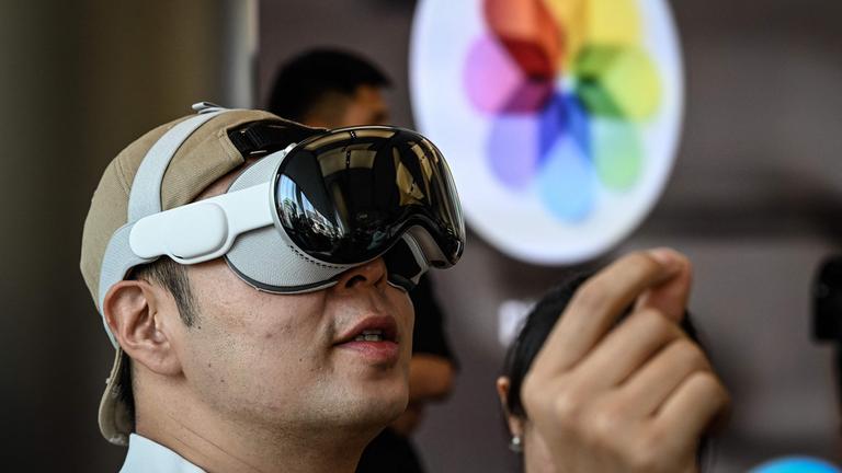 CHINA-TECH-APPLE-VISION PRO