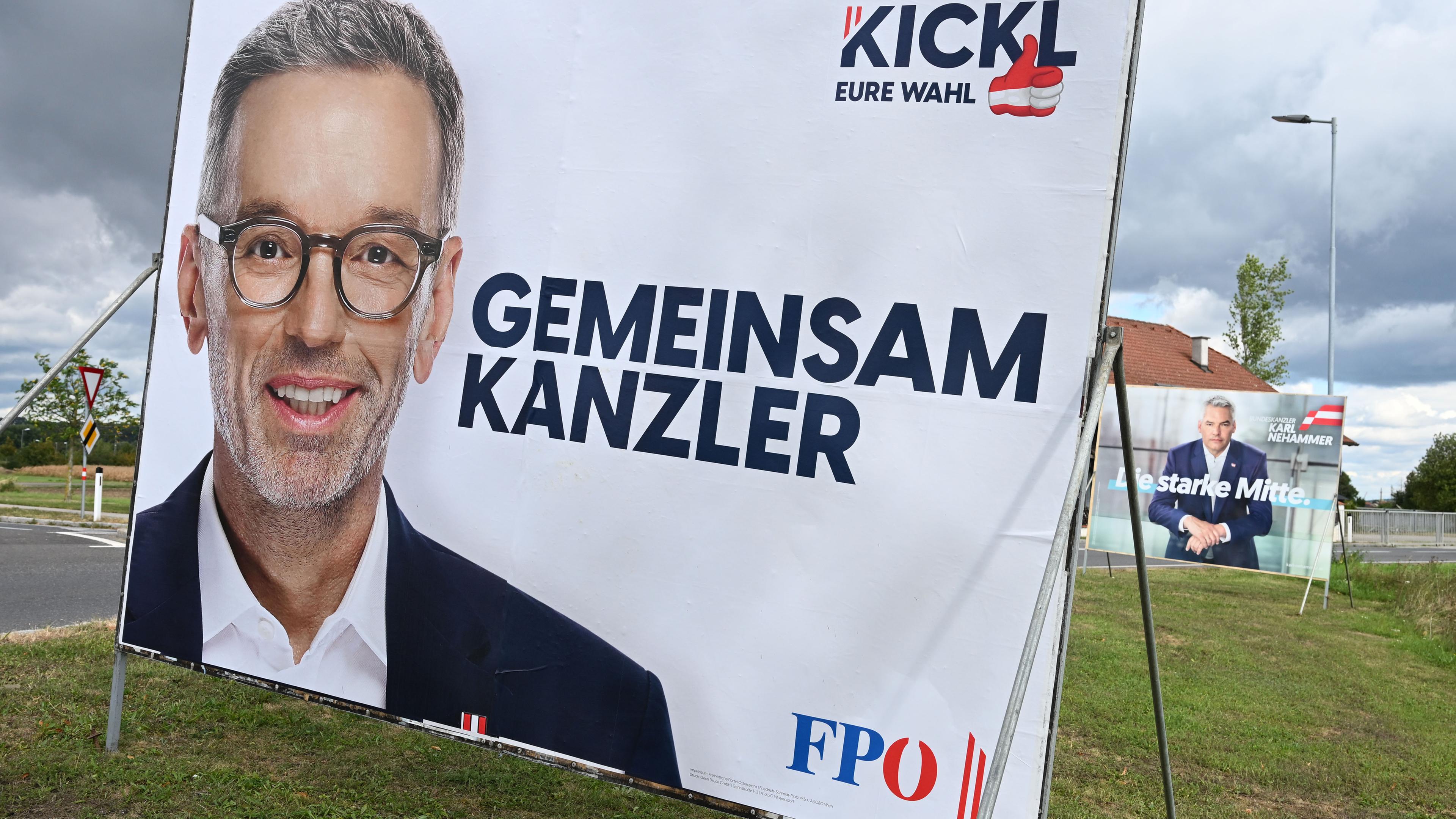 ++ THEMENBILD ++ NATIONALRATSWAHL / WAHLPLAKATE