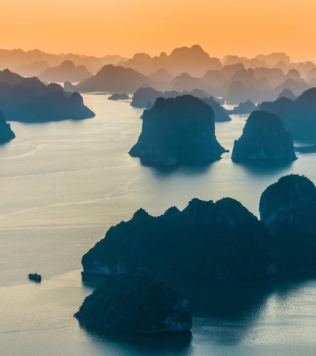 Luftaufnahme der Ha Long Bay