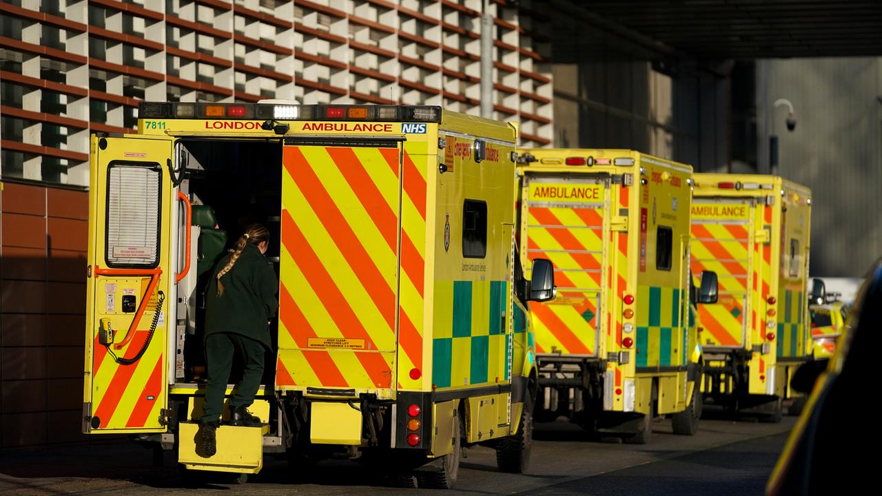 Aufnahmestopps in britischen Kliniken