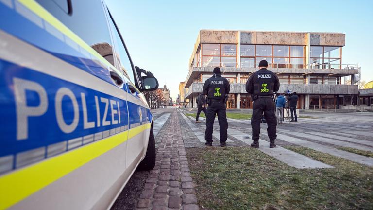 Bundesverfassungsgericht zu Polizeikosten bei Hochrisikospielen