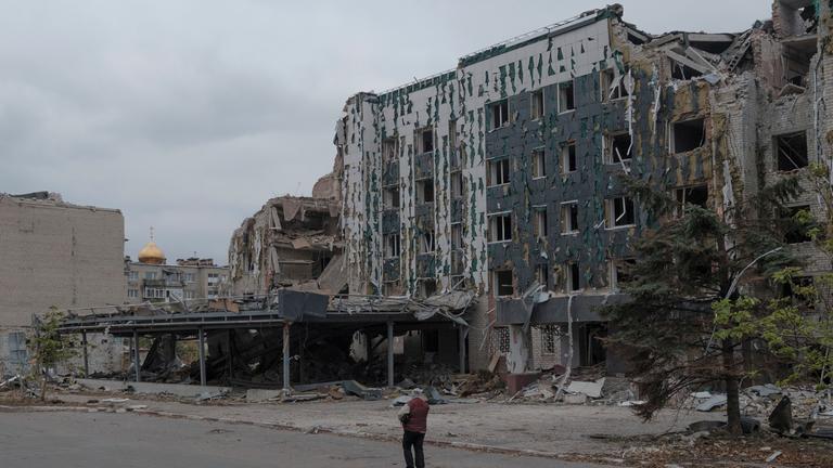 Zerstörte Stadt Pokrowsk in der Ostukraine