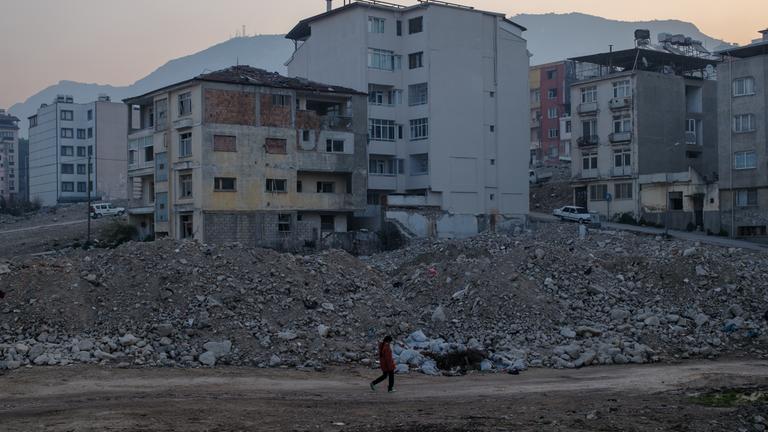 Zwei Jahre nach verheerendem Erdbeben in Antakya