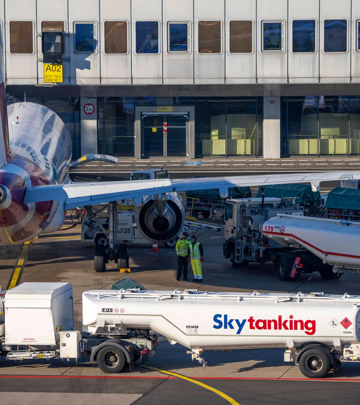 Tankwagen am Flughafen