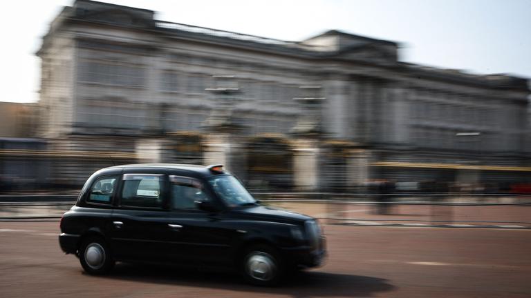 BRITAIN-TRANSPORT-TAXI-TOURISM