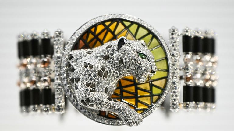 BRITAIN-FASHION-JEWELLERY-CARTIER