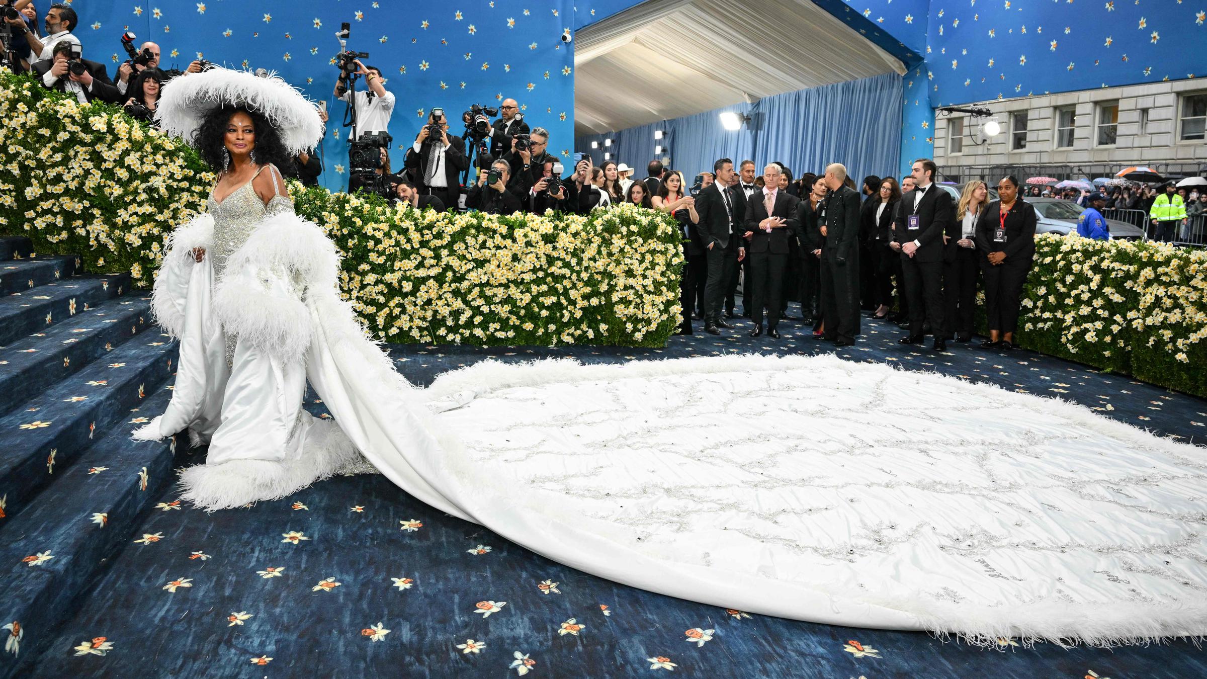 TOPSHOTS MET Gala - arrivals