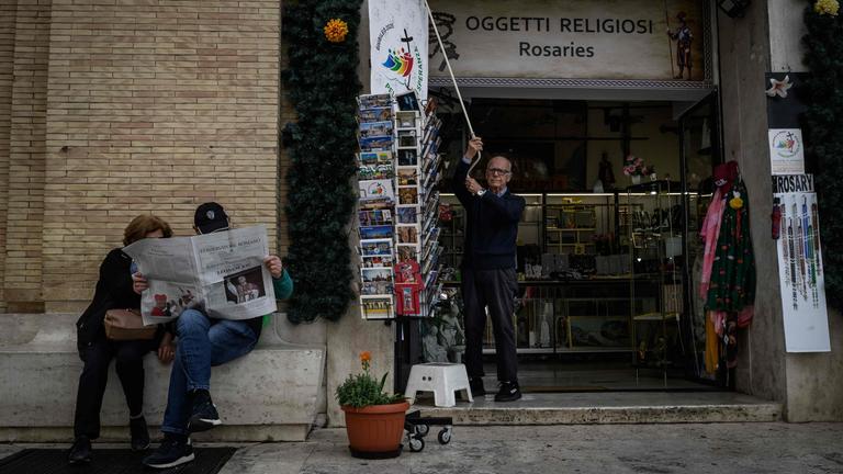 ITALY-VATICAN-RELIGION-POPE-MEDIA