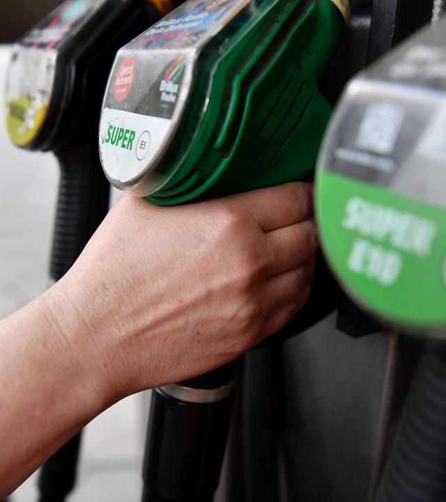 An der Tankstelle