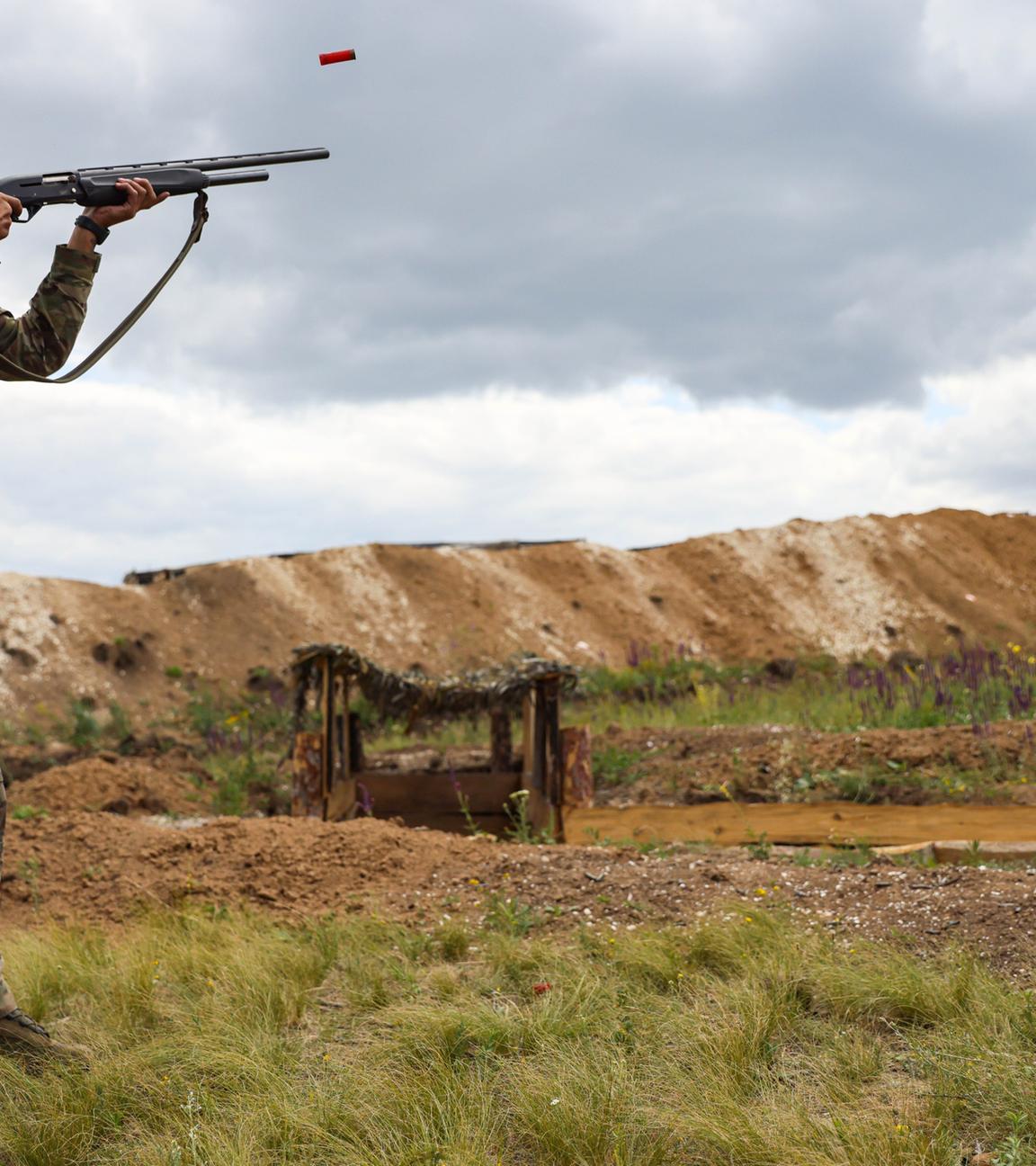 Mobile Kriegsführung: Ausbildung einer Angriffseinheit der 25. Mot-Schützen-Brigade in der sogenannten Volksrepublik Lugansk