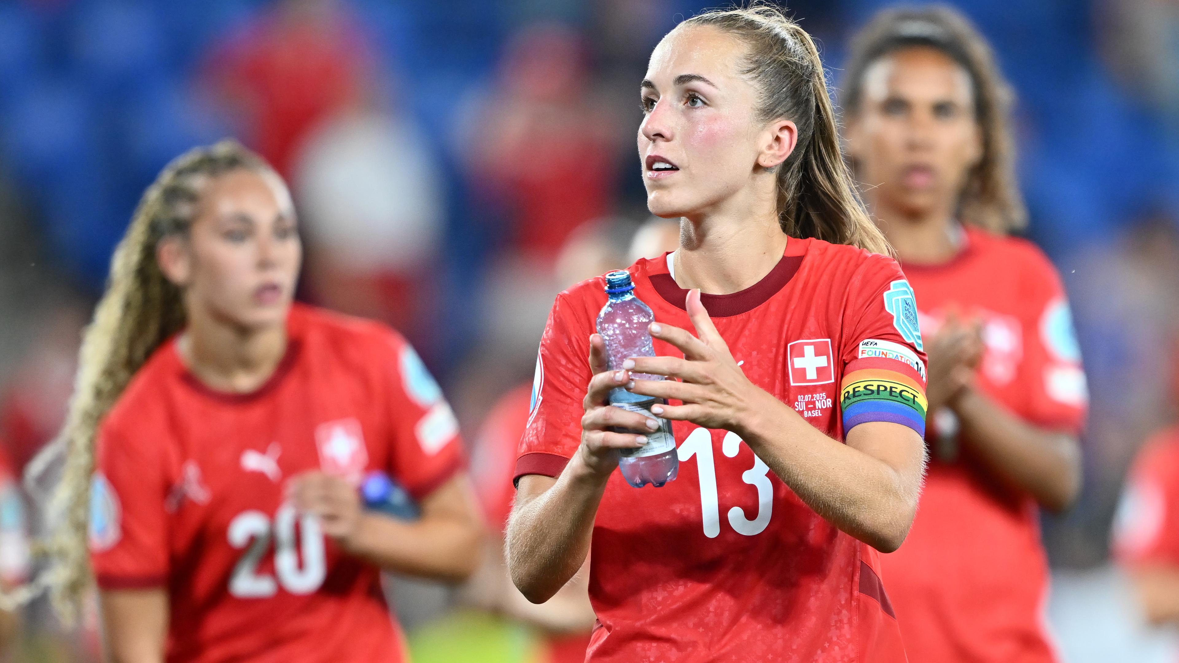 Die schweizerische Nationalspielerin Lia Wälti beim EM-Spiel gegen Norwegen.