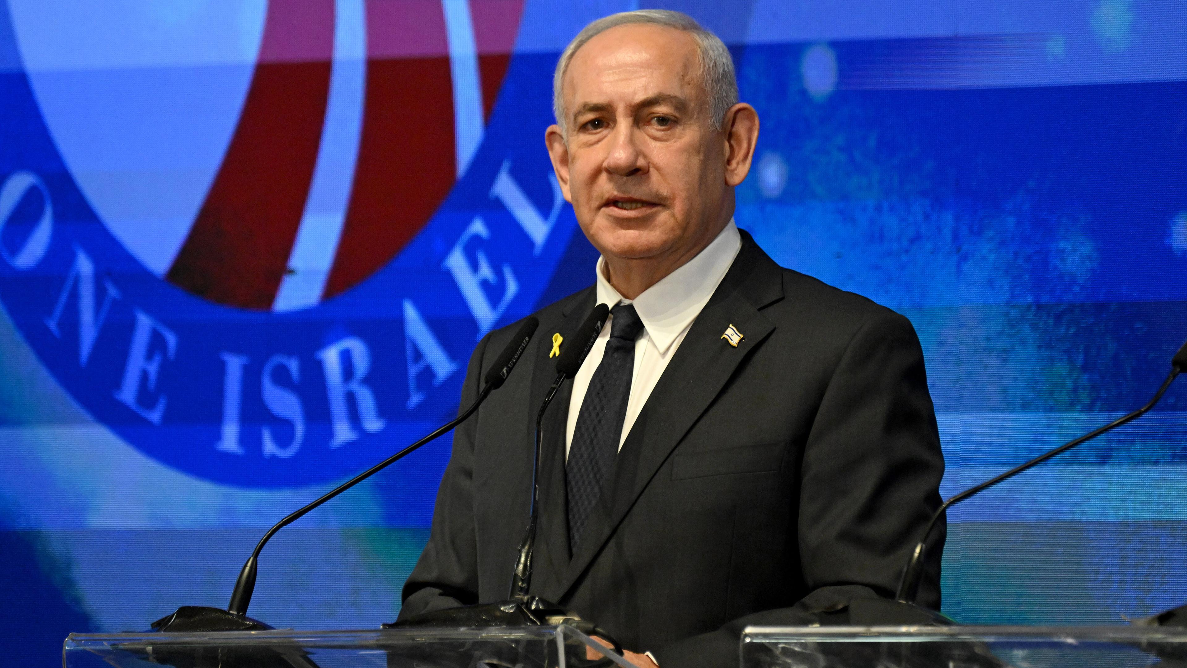 Der israelische Ministerpräsident Benjamin Netanjahu spricht vor amerikanischen Gesetzgebern in Jerusalem
