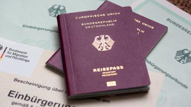 Einbürgerung in Deutschland