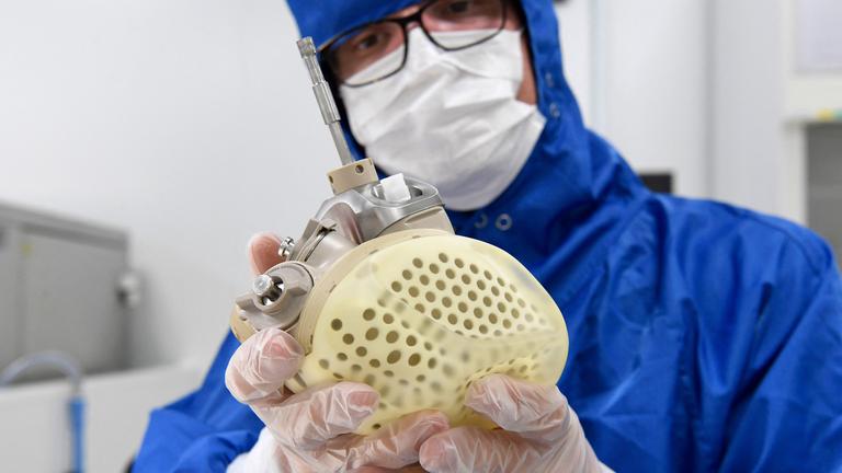 FILES-FRANCE-ECONOMY-HEALTH-JUSTICE-INDUSTRY