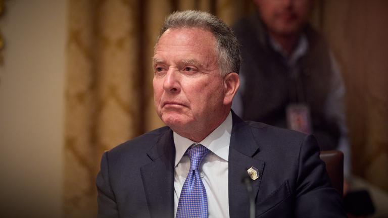 DONALD TRUMP gibt ein Mittagessen für WOLODYMR SELENSKYJ im Weissen Haus