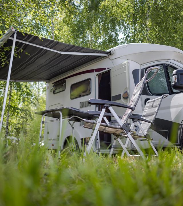 Familienurlaub Reisen RV, Urlaubsreise im Wohnmobil, Caravan Auto Urlaub.