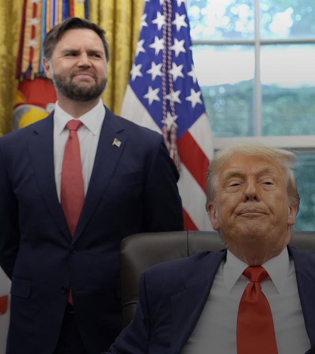 Rubio und Vance stehen hinter Trump im Weißen Haus