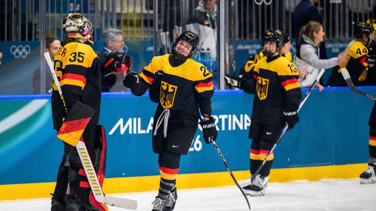 Milano Cortina 2026: Frauen Eishockey Vorrundenspiel Deutschland vs Schweden