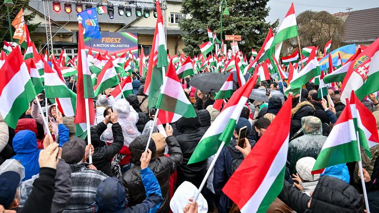 Hungarian prime minister campaigns ahead of general election