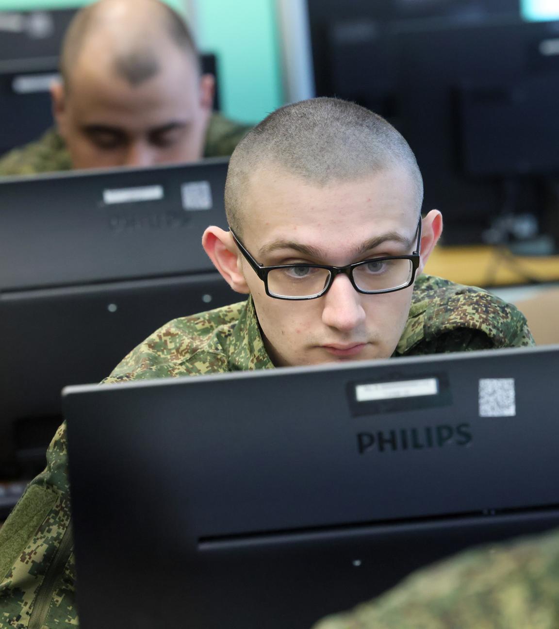 Wehrpflichtige treten ihren Dienst in der russischen Armee an