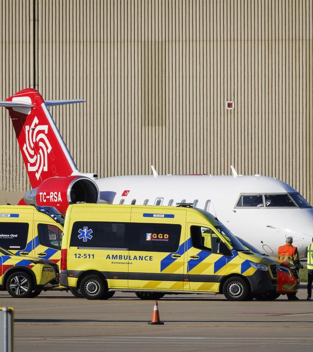 Medical evacuation flight lands at Schiphol with patient possibly infected with hantavirus