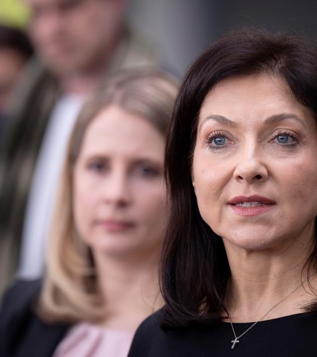 Pressestatement mit Katherina Reiche und Verena Hubertz im Paul Loebe Haus