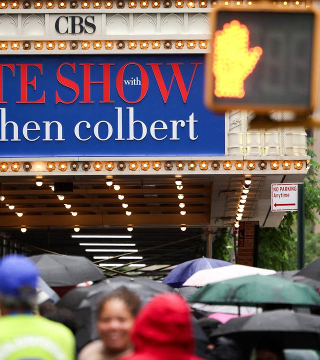 US-POLITICS-MEDIA-COLBERT-TRUMP