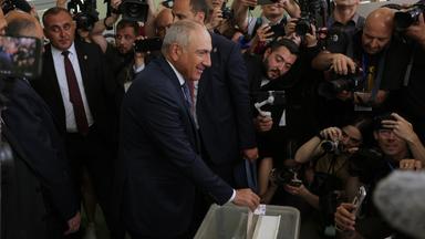 Armenien: Prowestliche Partei erklärt sich zum Wahlsieger