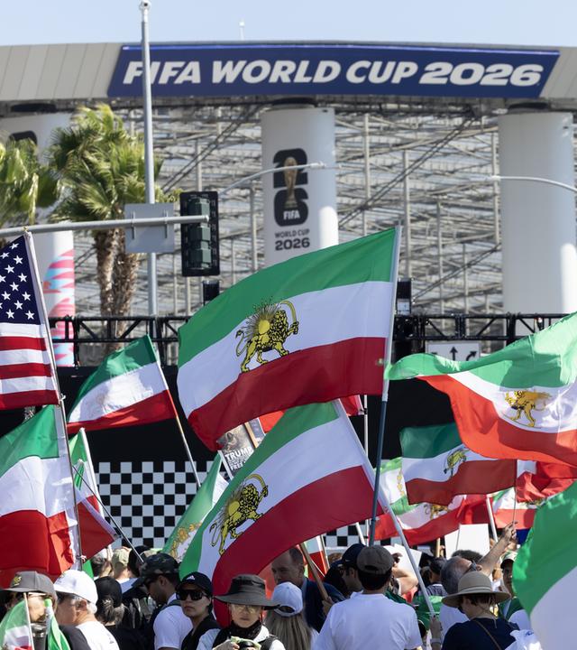 Iranian diaspora protests during Iran vs New Zealand FIFA World Cup 2026 match
