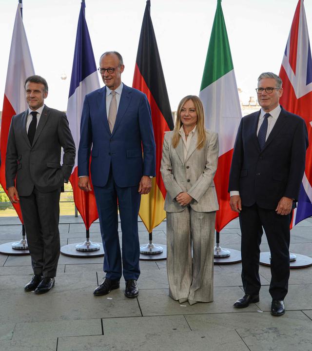GERMANY-NATO-E5-MEETING-POLITICS-DEFENCE