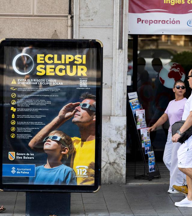 SPAIN-ASTRONOMY-ECLIPSE-SOLAR
